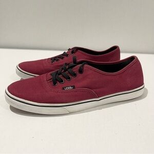 Mens Vans Low Pro Burgundy Shoes Size 7.5 US!